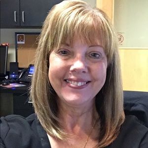 Meet your Posher, Sandy